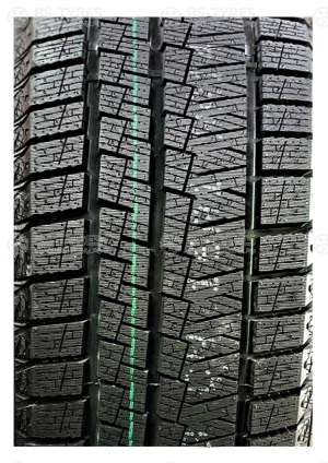 Kapsen SnowShoes AW33 225/60 R18 104H