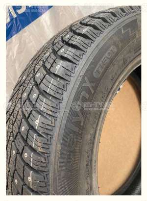 Triangle IcelynX TI501 235/45 R18 98T