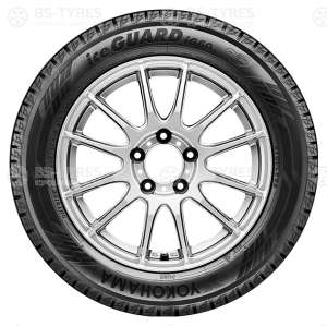 Yokohama Ice Guard IG60 235/45 R18 94Q